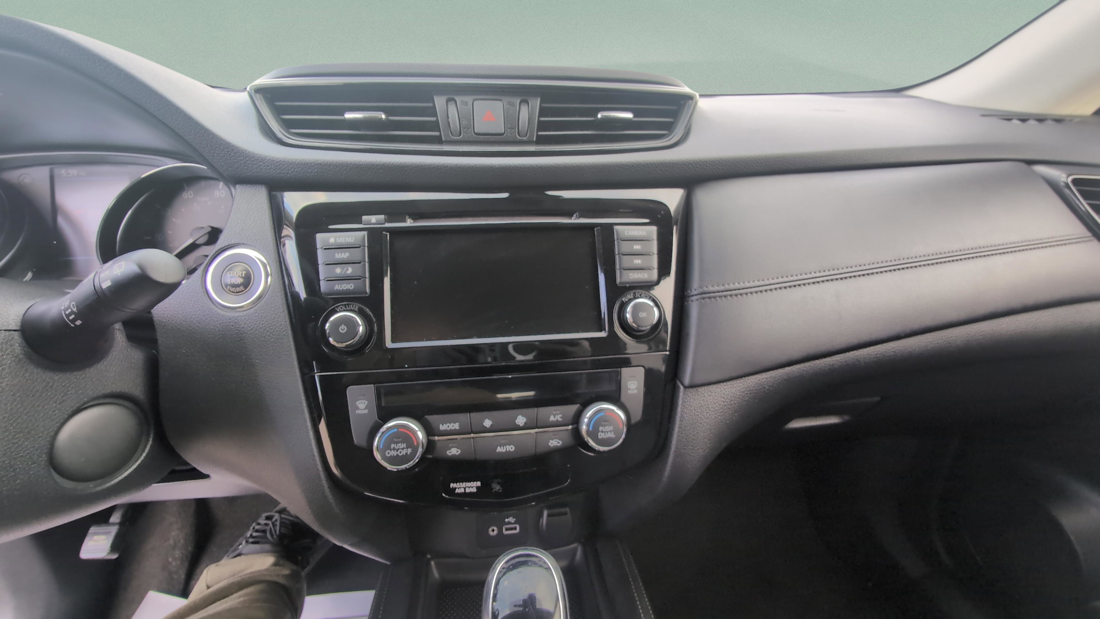 Used 2018 Nissan Rogue SL AWD/4WD image 10