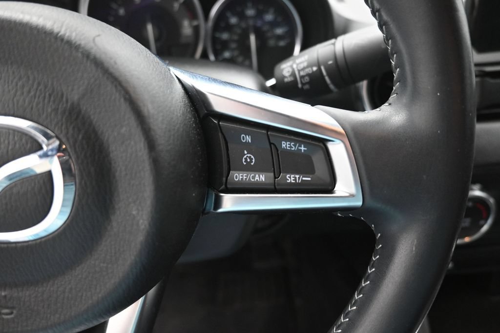 Used 2023 MAZDA MX-5 Miata Grand Touring RWD image 22