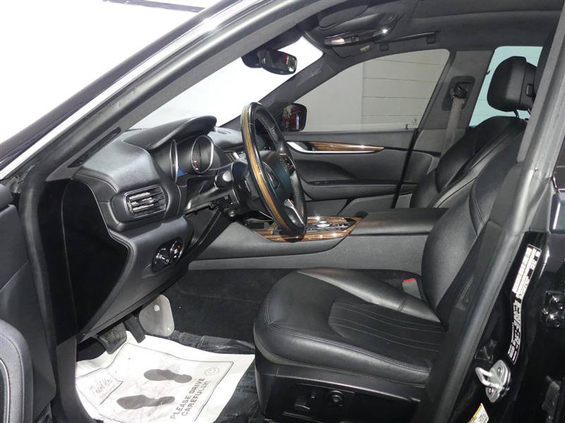 Used 2019 Maserati Levante AWD/4WD image 22