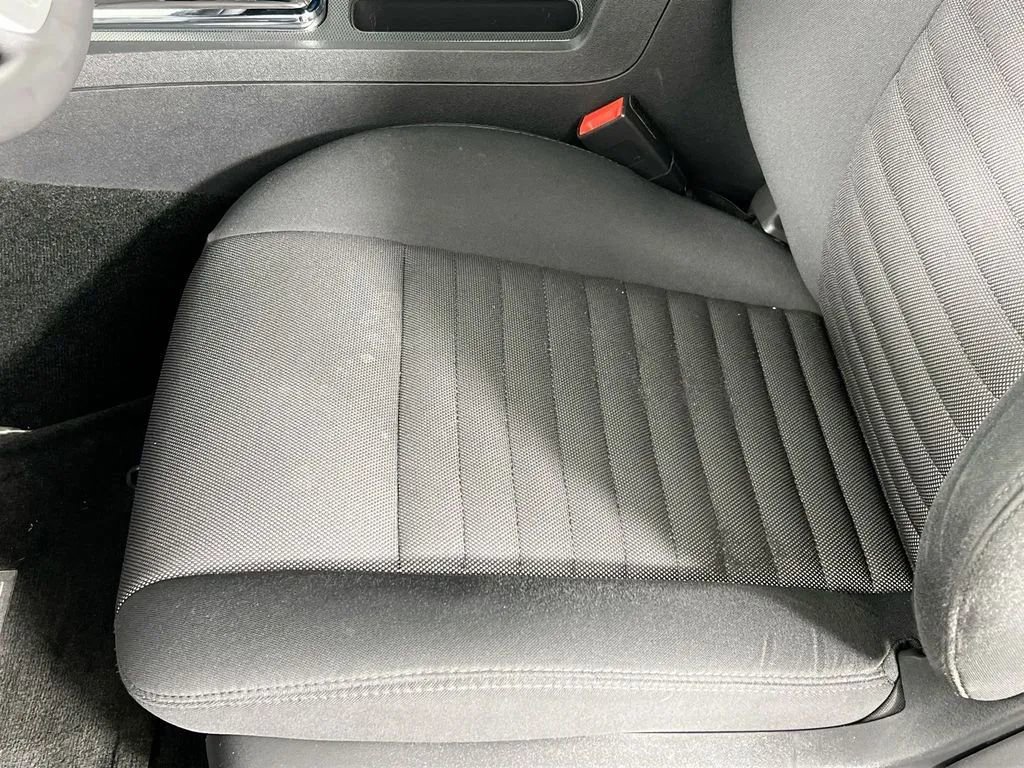 Used 2013 Dodge Challenger R/T image 18