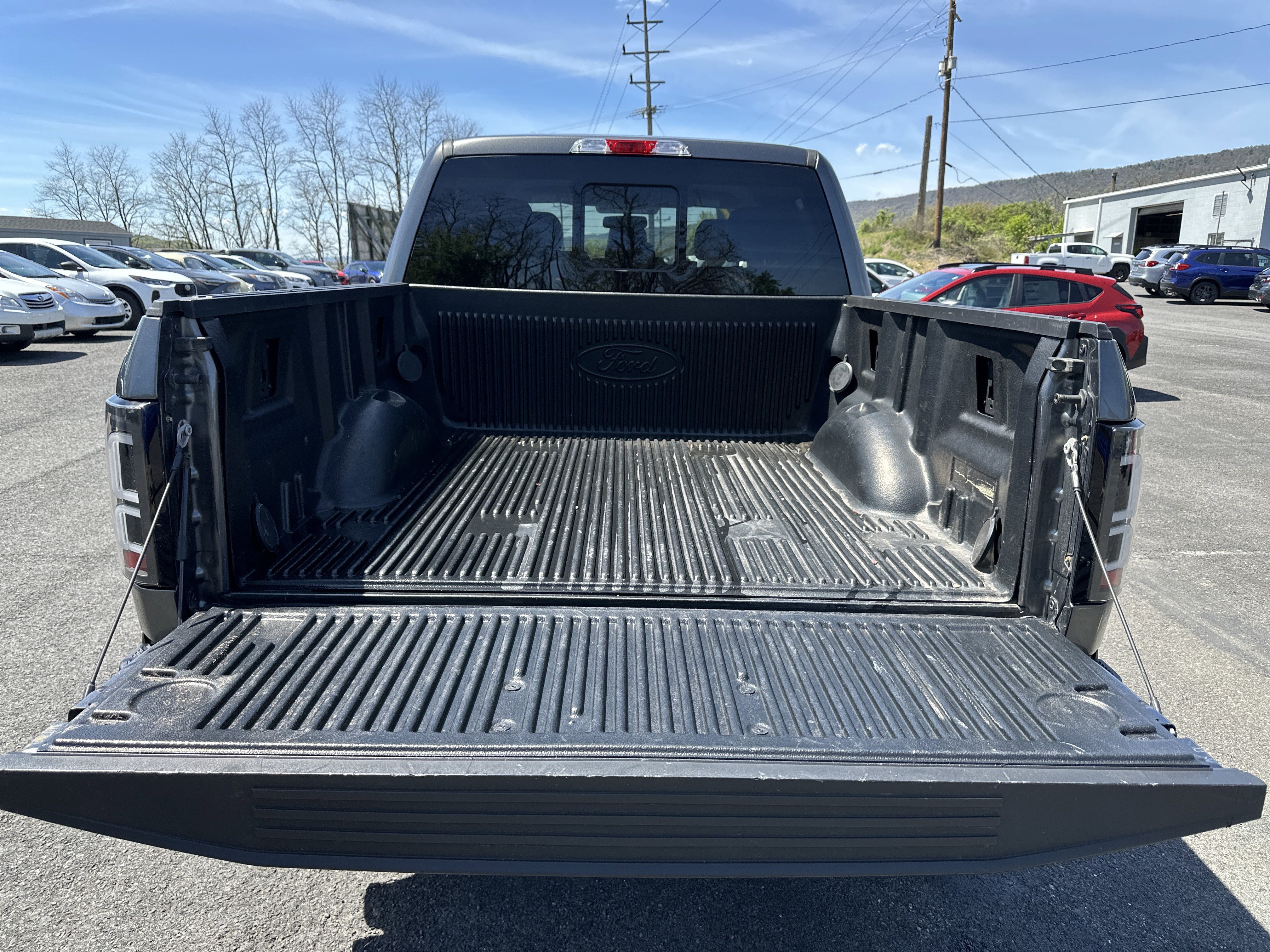 Used 2017 Ford F150 Lariat AWD/4WD image 5