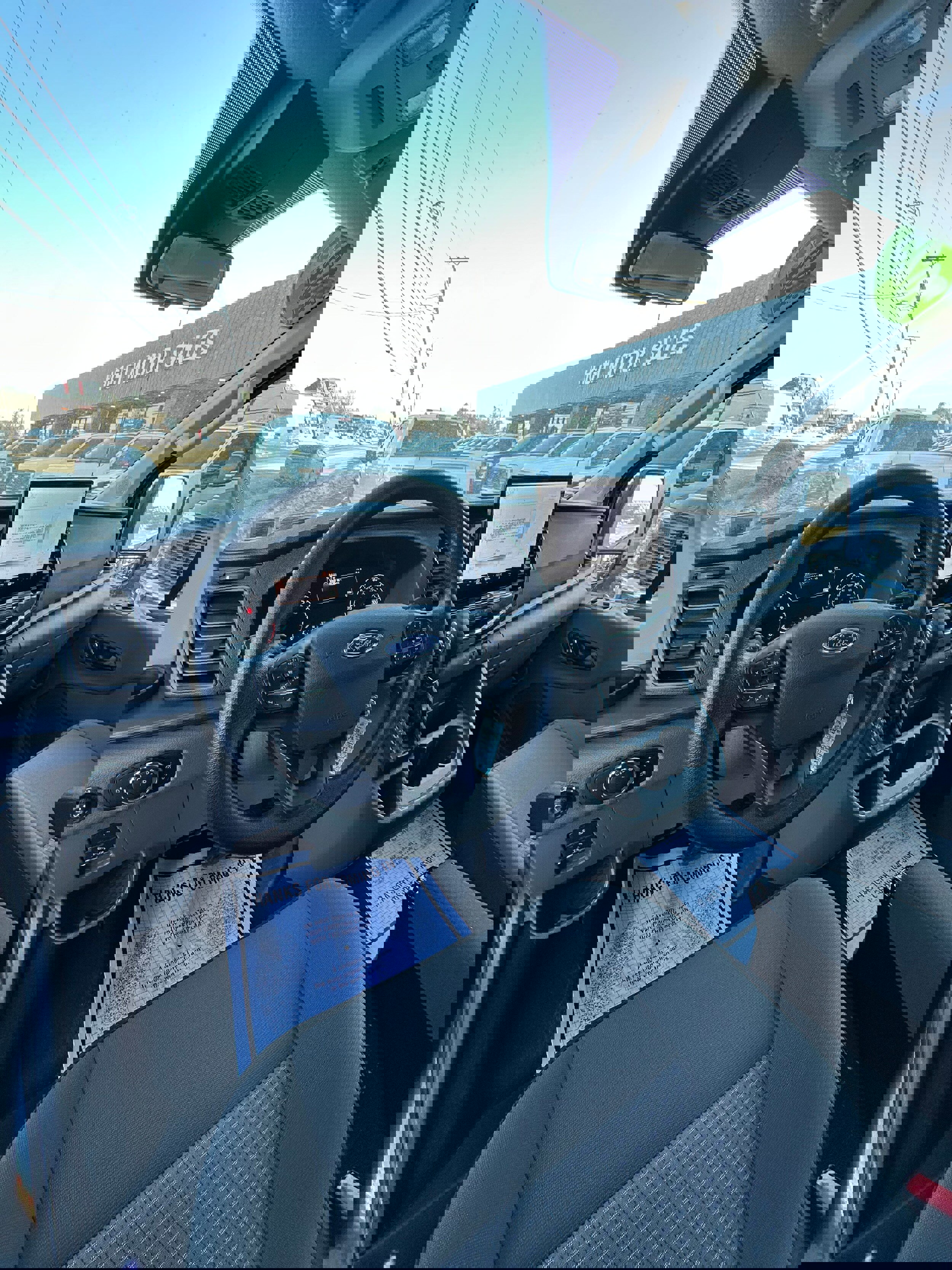 Used 2025 Ford Transit 350 XLT image 8