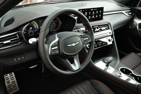 New 2025 Genesis G70 3.3T Advanced image 21