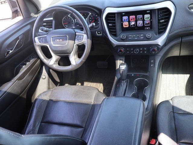 Used 2017 GMC Acadia SLT FWD image 13