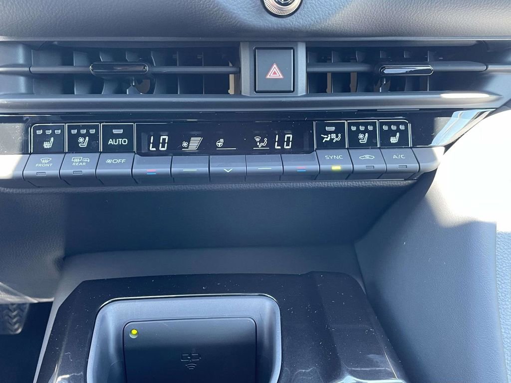 New 2026 Toyota Crown Platinum AWD/4WD image 39