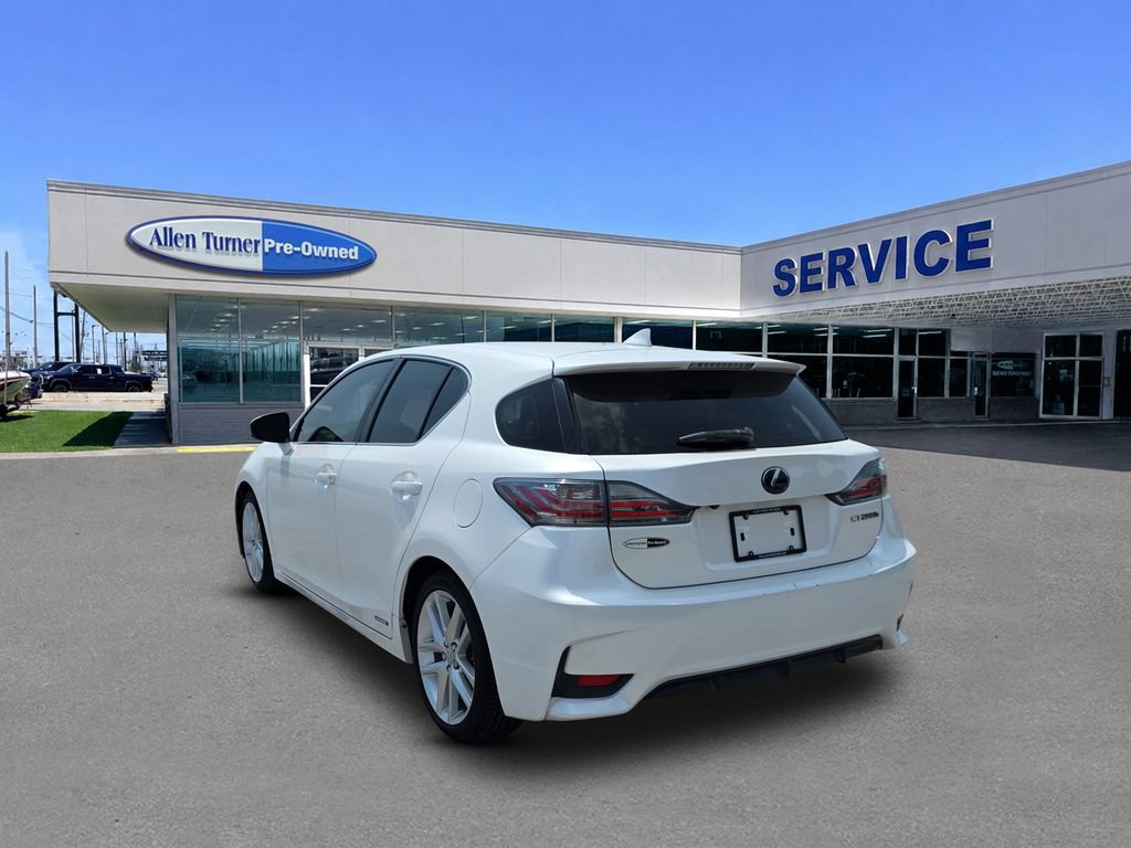Used 2016 Lexus CT 200h w/ Accessory Package 2 FWD image 6