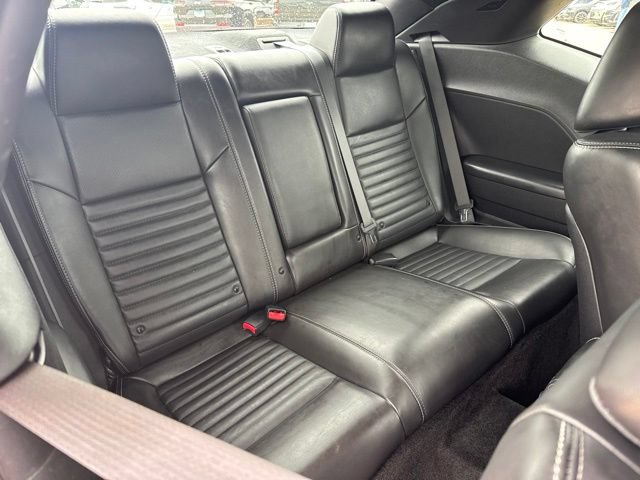 Used 2014 Dodge Challenger SXT Plus RWD image 21