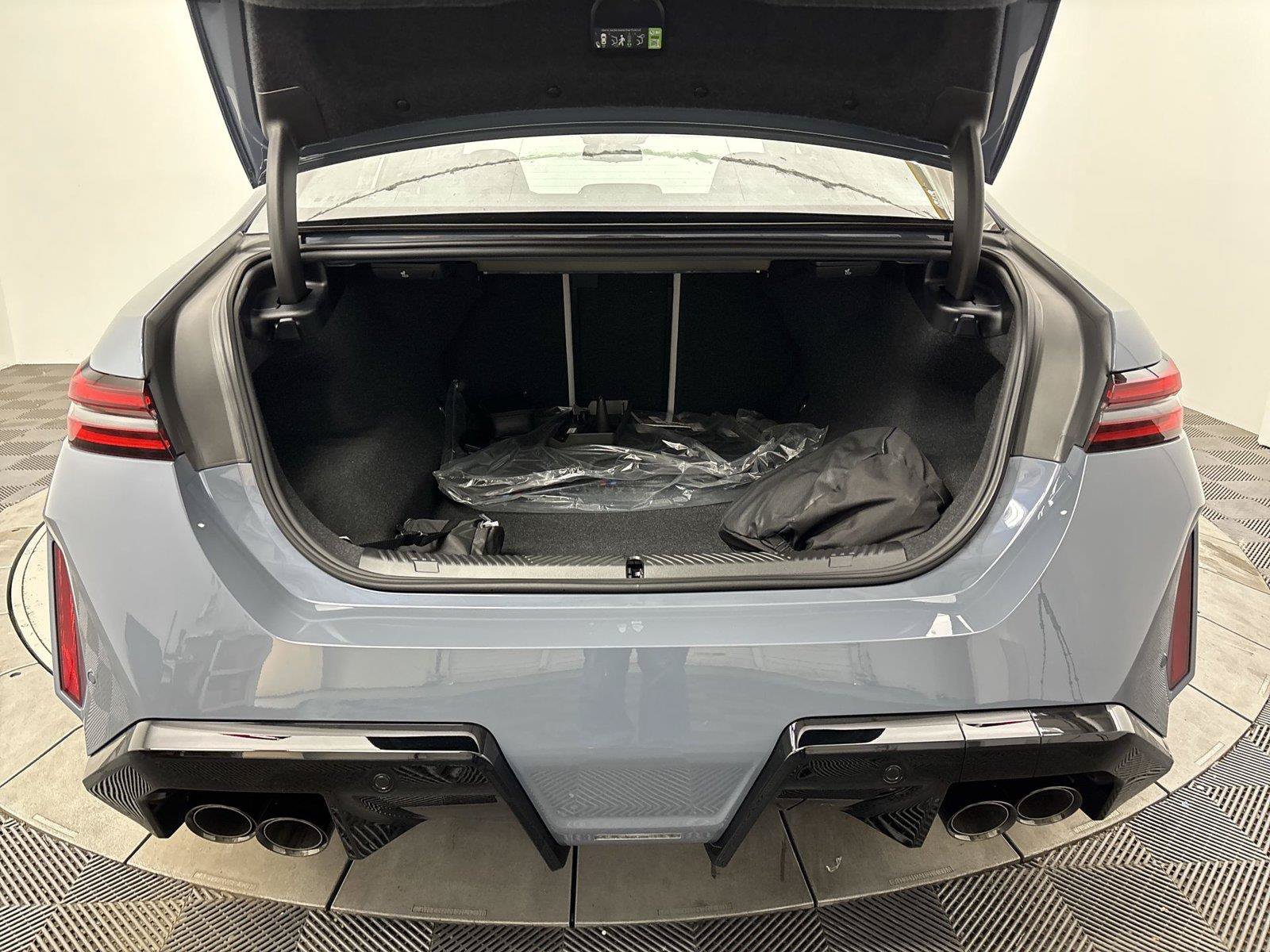 New 2027 BMW M5 w/ Carbon Package AWD/4WD image 21