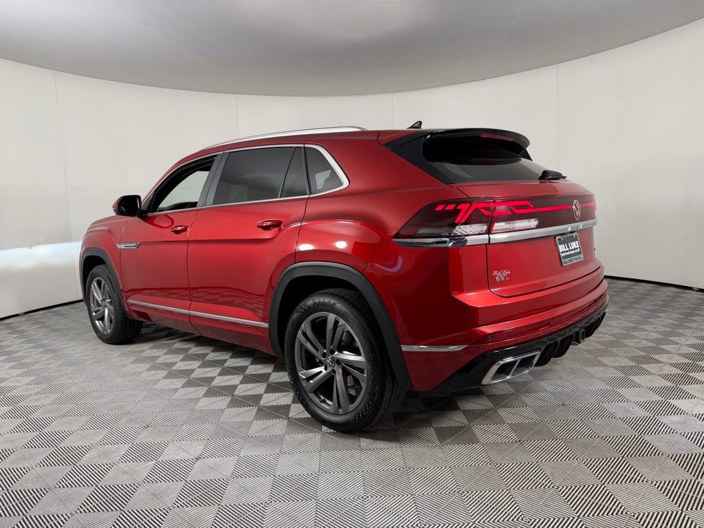 Used 2024 Volkswagen Atlas Cross Sport SEL R-Line image 10