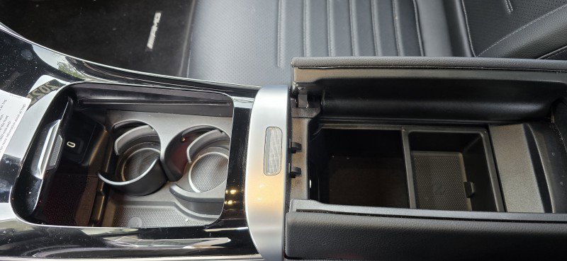 Used 2025 Mercedes-Benz GLC 300 4MATIC image 16