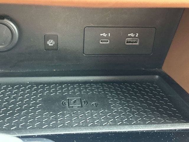 Used 2022 Nissan Pathfinder Platinum w/ Lighting Package (N92) image 39