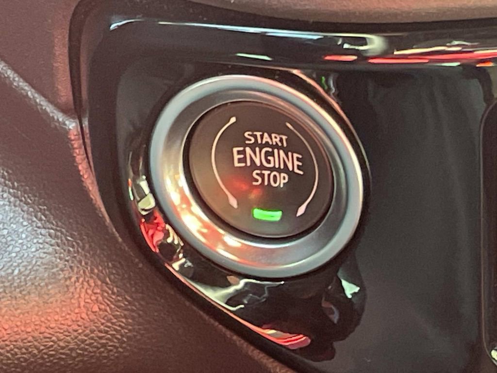 Used 2023 Chevrolet Silverado 1500 ZR2 image 26