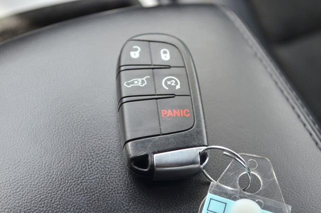 Used 2020 Jeep Grand Cherokee Altitude image 26