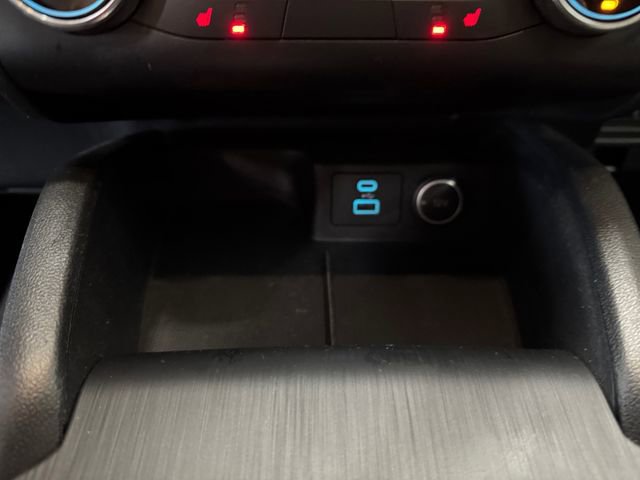 Used 2020 Ford Escape SE image 16