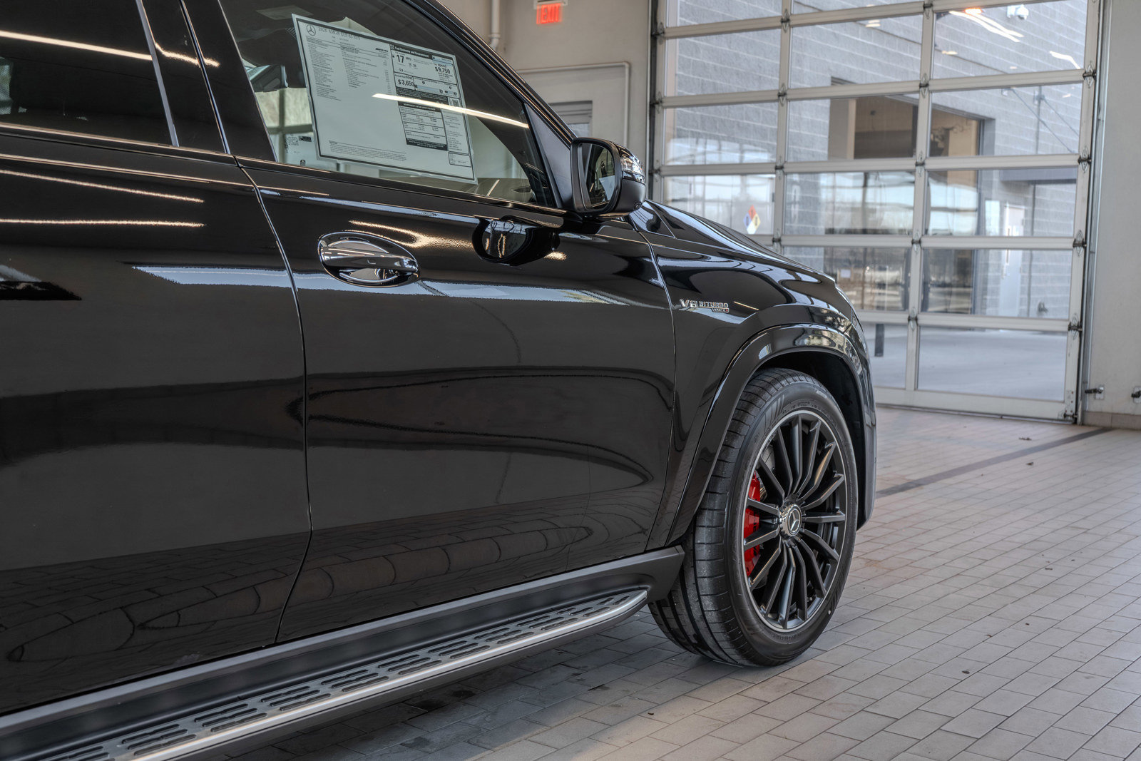 New 2026 Mercedes-Benz GLS 63 AMG 4MATIC image 32