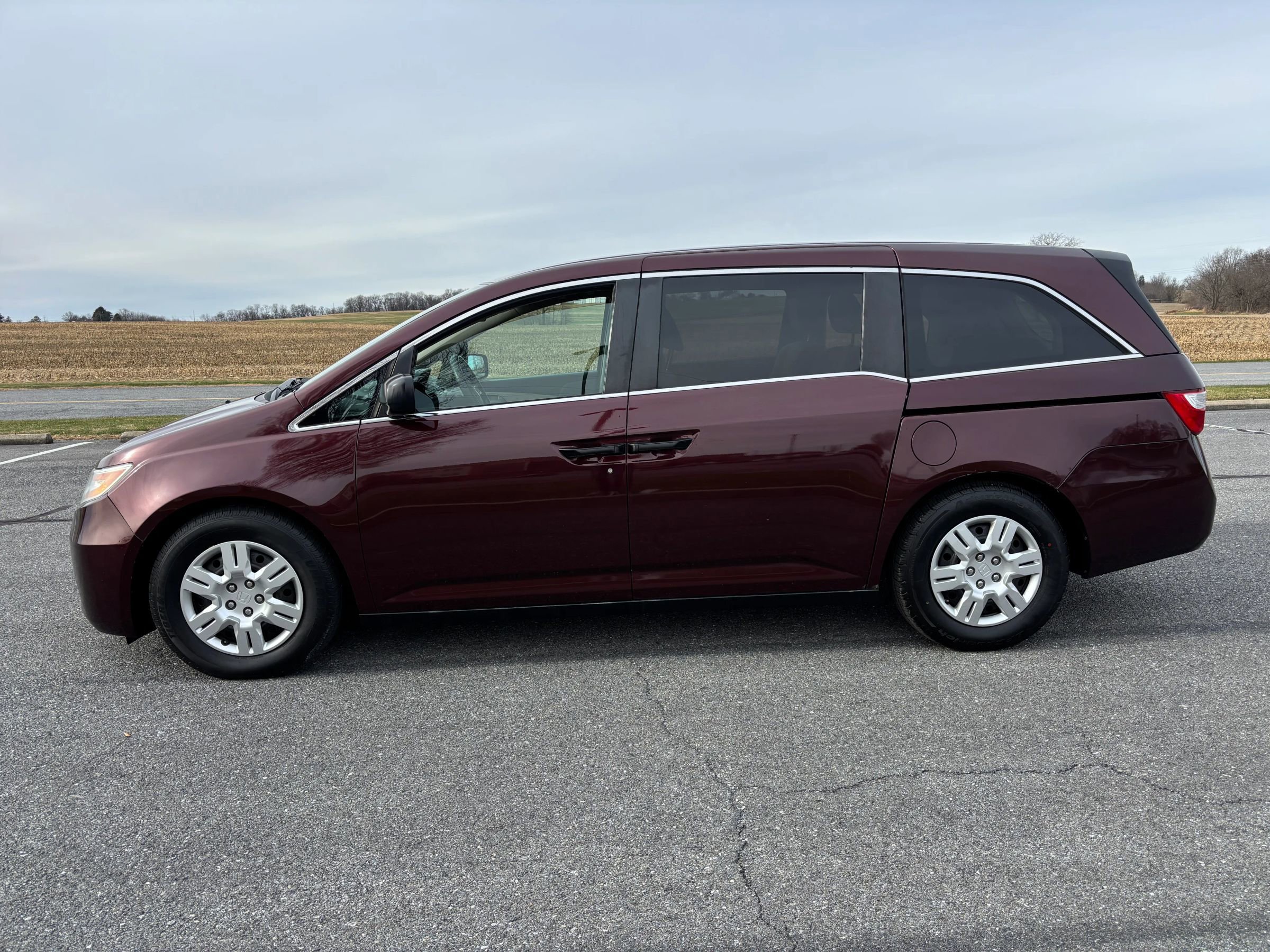 Used 2013 Honda Odyssey LX image 9