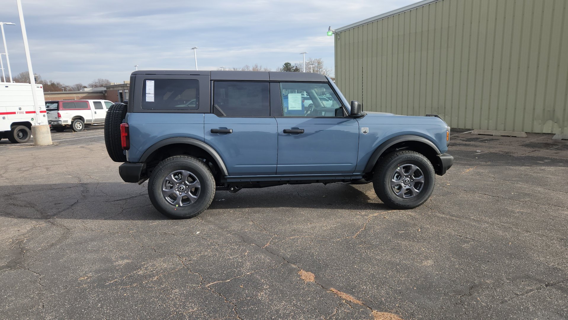 New 2025 Ford Bronco Big Bend image 9