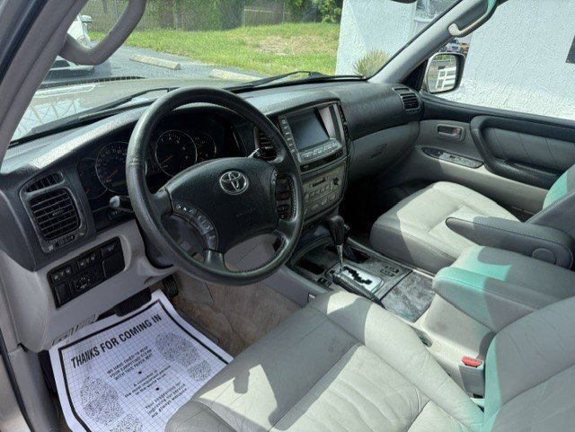 Used 2004 Toyota Land Cruiser AWD/4WD image 11