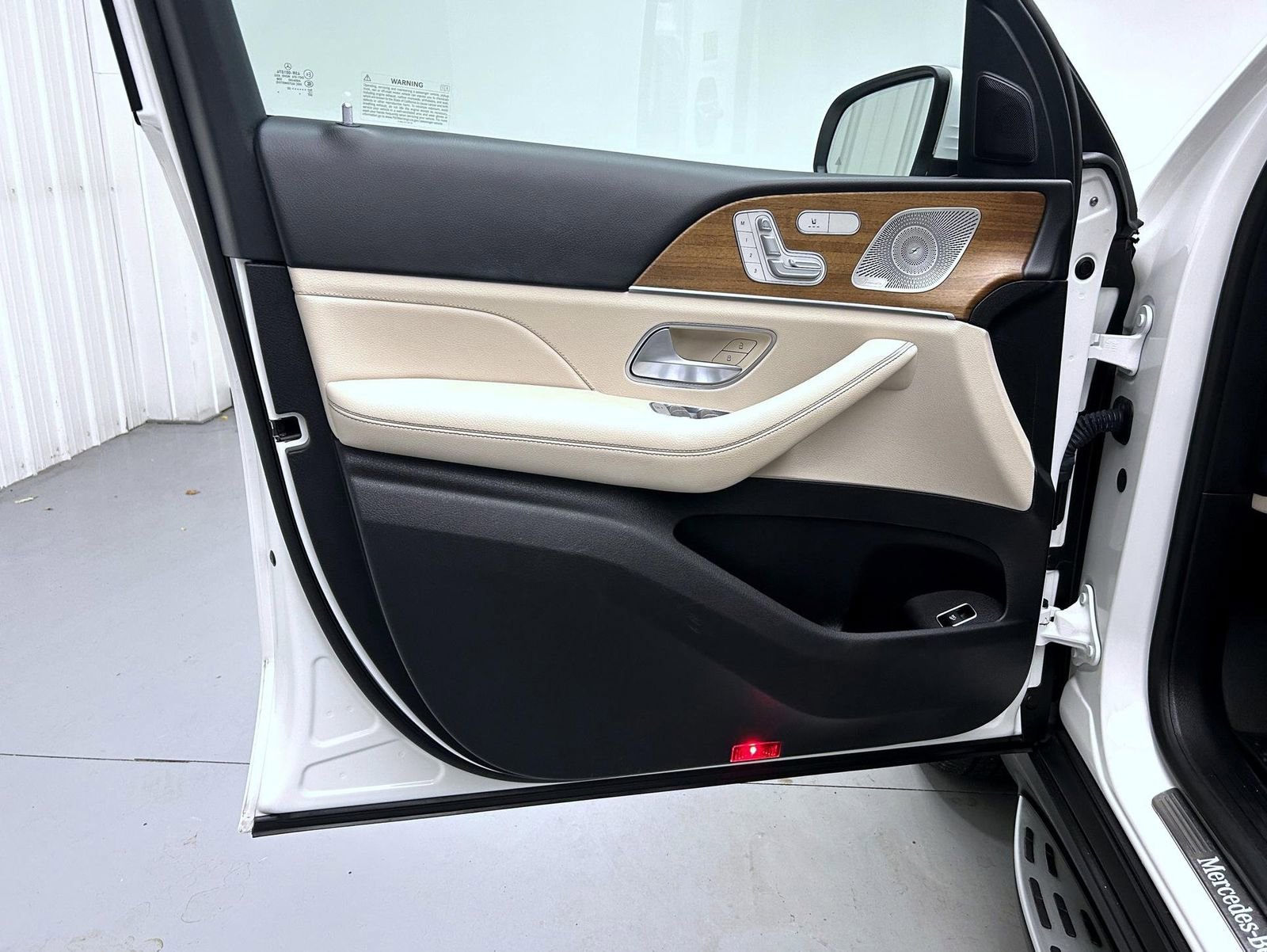 Used 2022 Mercedes-Benz GLE 350 4MATIC image 9