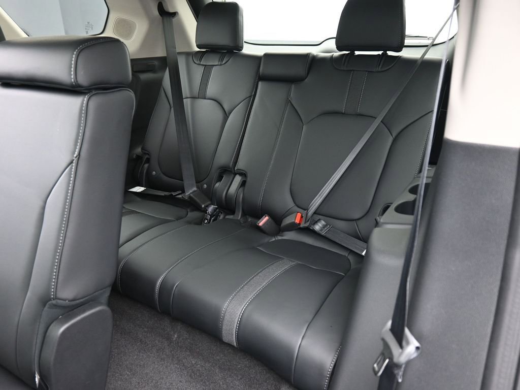 New 2025 Honda Pilot Touring image 37