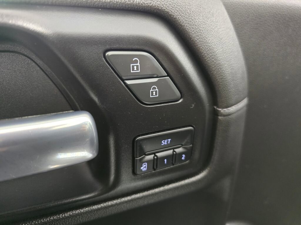 Used 2020 GMC Sierra 1500 Denali w/ Denali Ultimate Package image 21