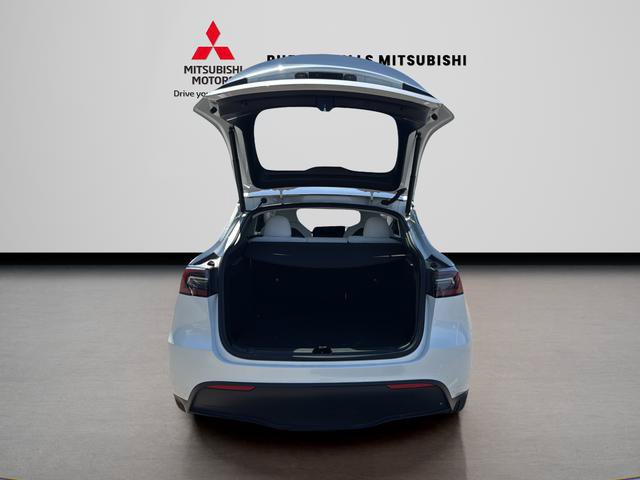 Used 2023 Tesla Model Y Long Range AWD/4WD image 8