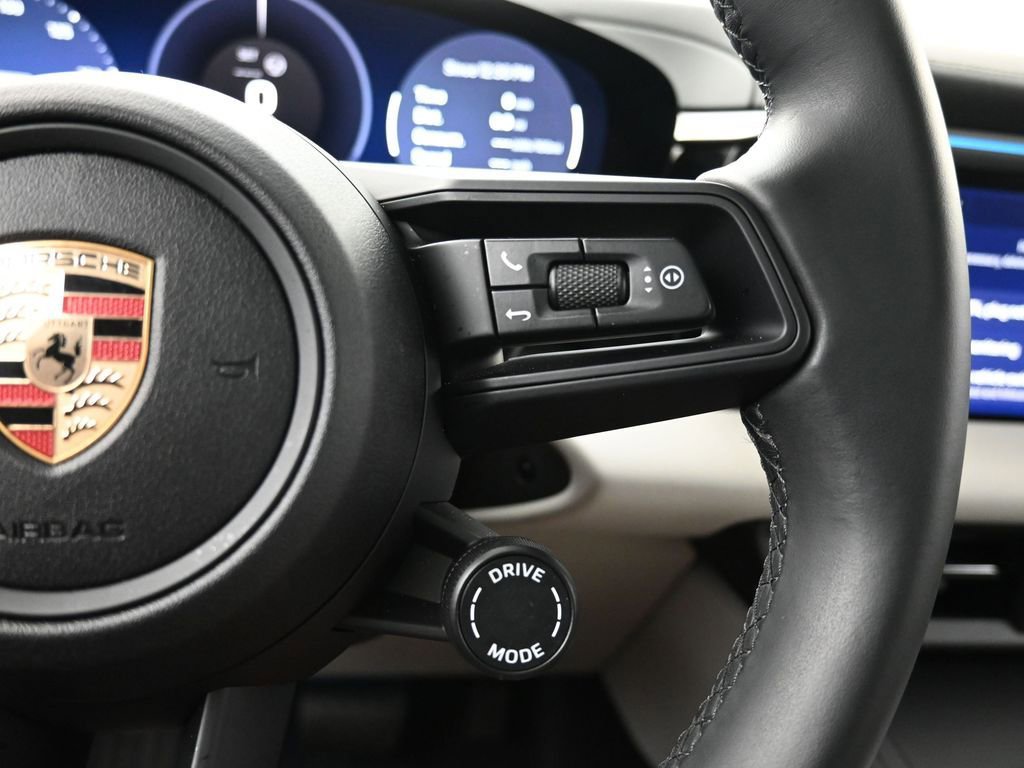 Certified 2024 Porsche Macan 4 Electric image 12