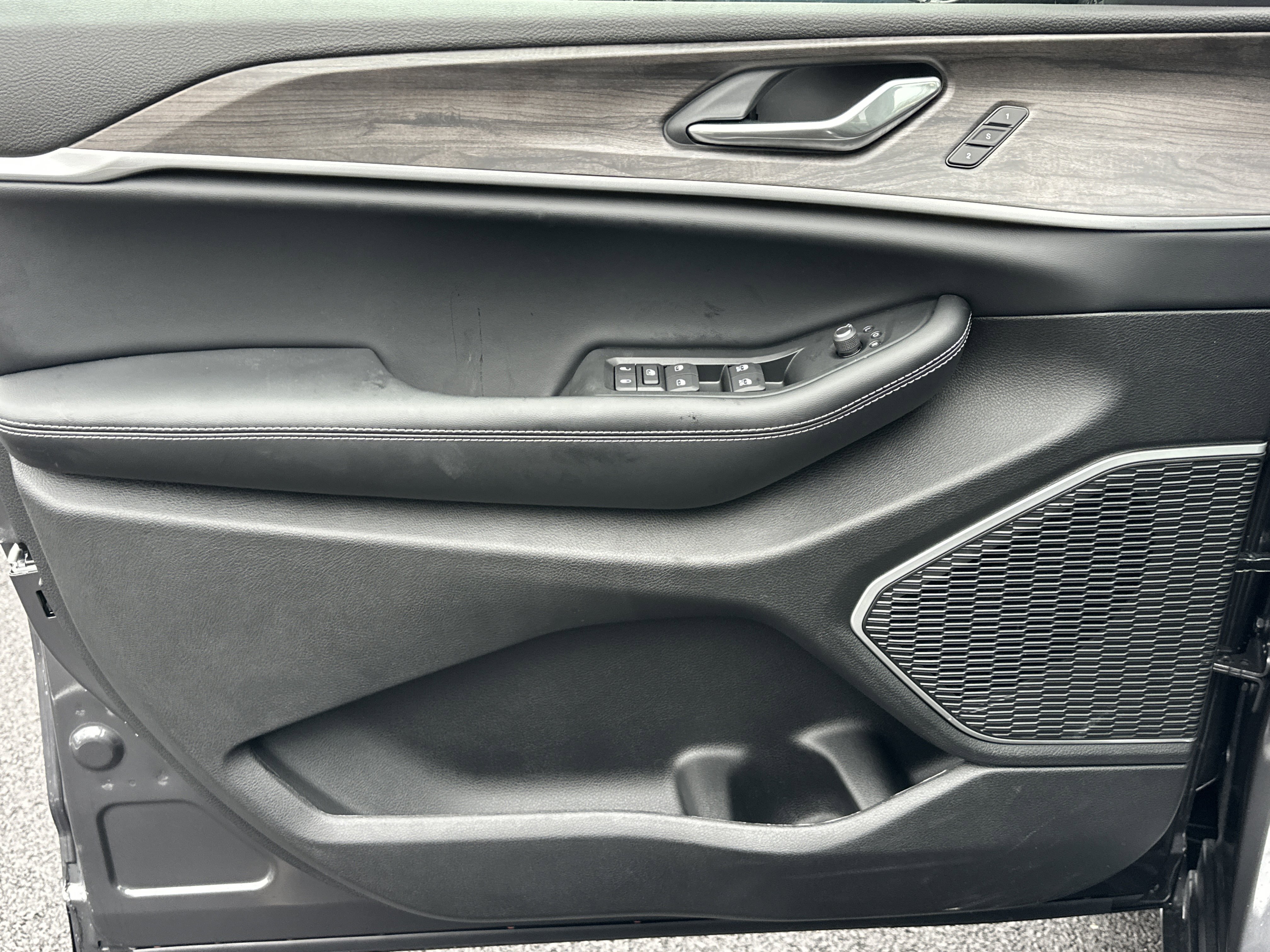 New 2026 Jeep Grand Cherokee Limited image 30