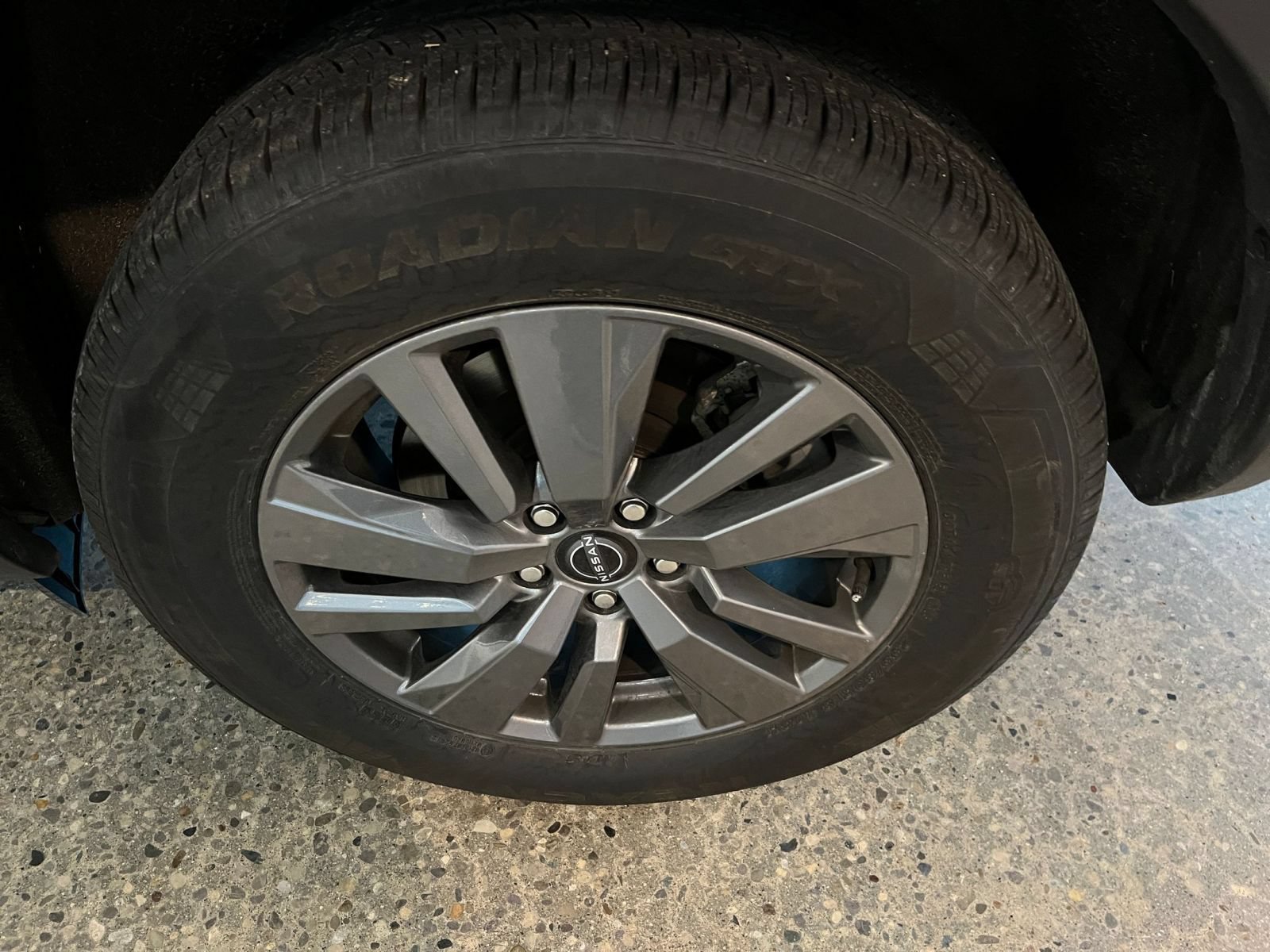 Used 2025 Nissan Pathfinder SV AWD/4WD image 32