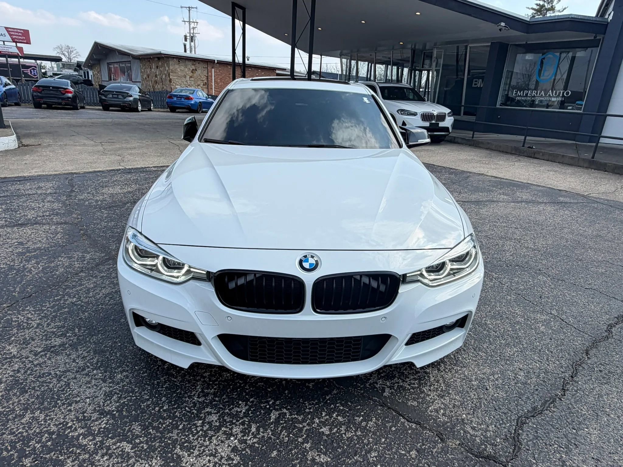 Used 2016 BMW 340i xDrive Sedan image 12