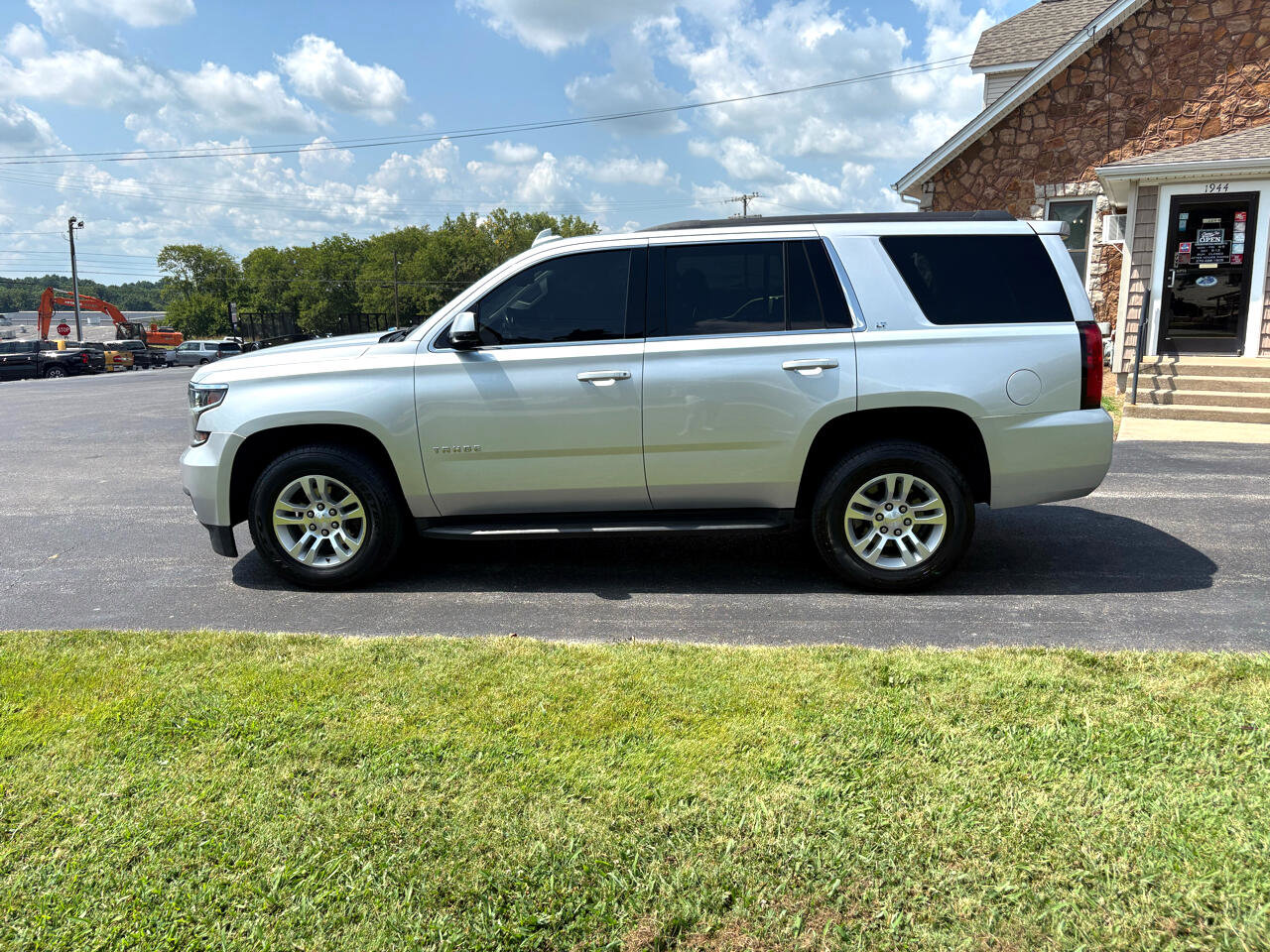 Used 2020 Chevrolet Tahoe LT image 2
