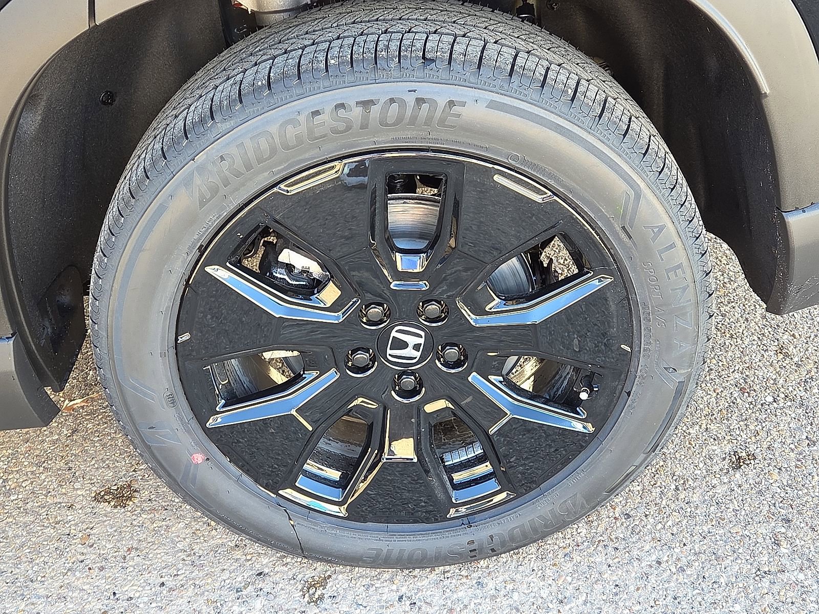 New 2026 Honda Pilot Black Edition image 7