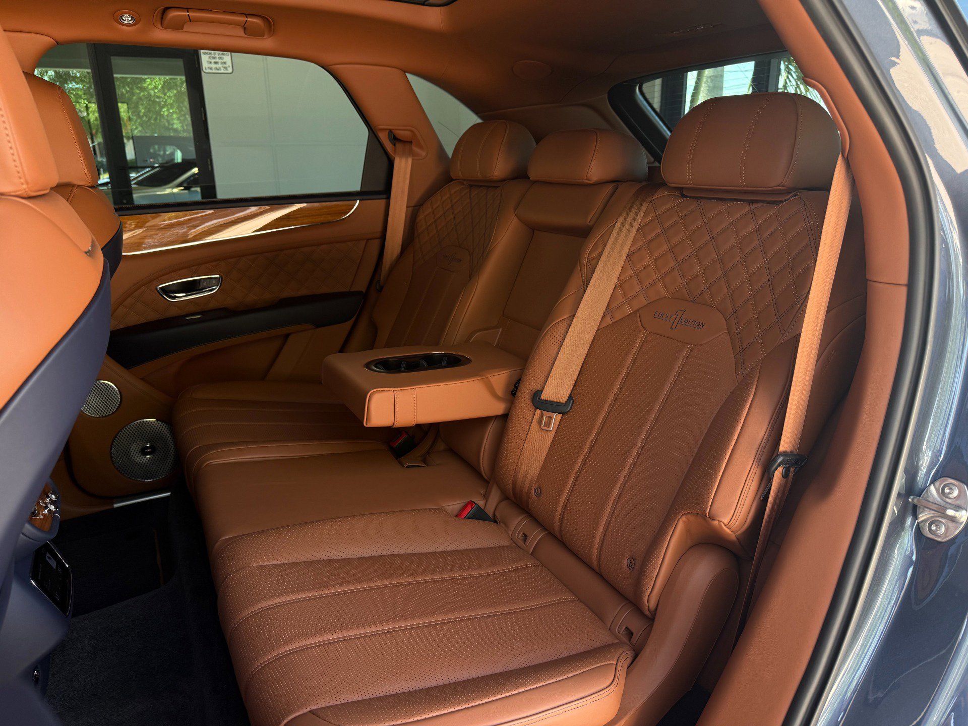Used 2021 Bentley Bentayga AWD/4WD image 30