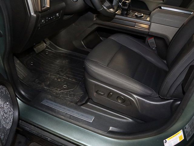Used 2024 GMC Hummer EV 3X image 26