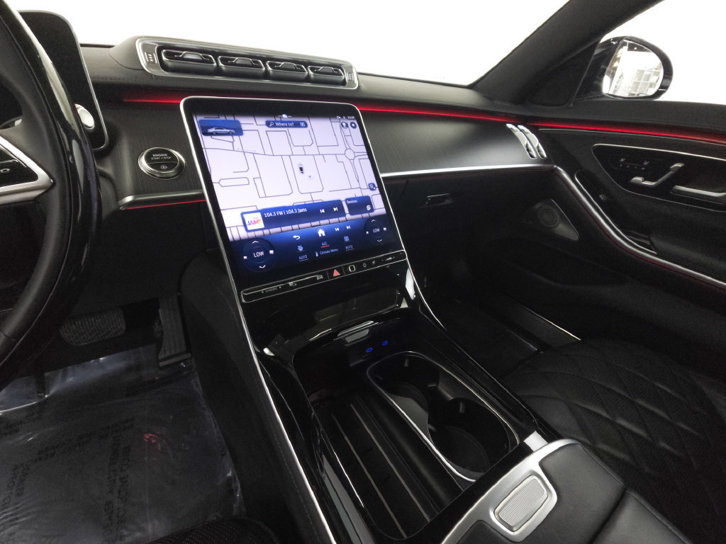 Used 2025 Mercedes-Benz S 580 4MATIC Sedan image 15