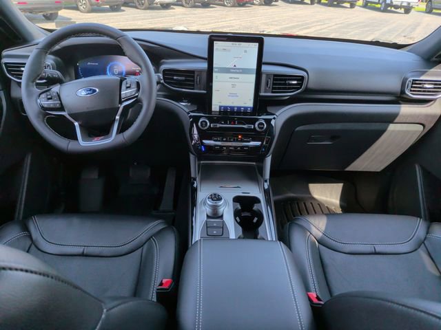 Certified 2024 Ford Explorer ST w/ Equipment Group 401A AWD/4WD image 2