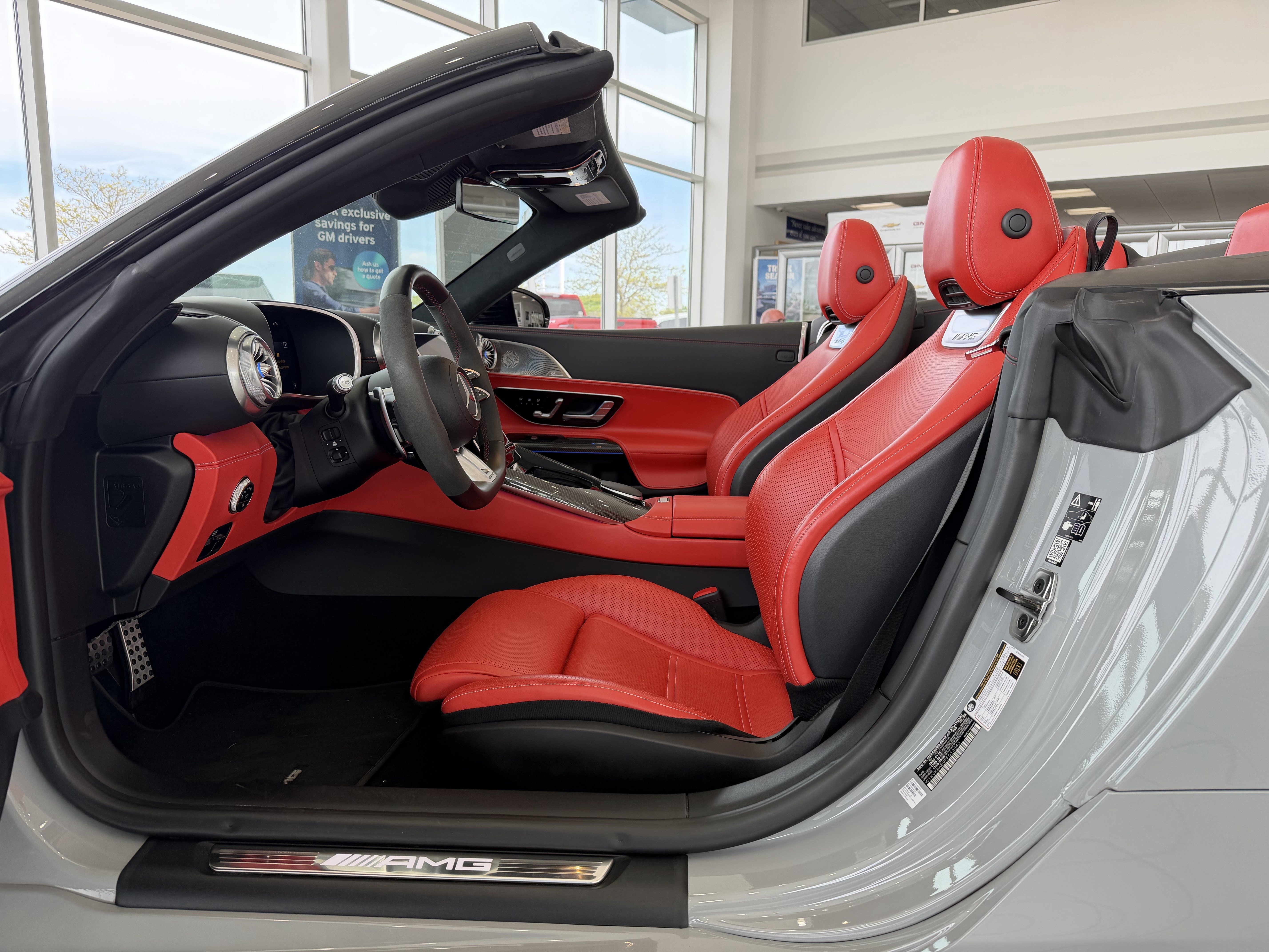 Used 2023 Mercedes-Benz SL 55 AMG 4MATIC image 15