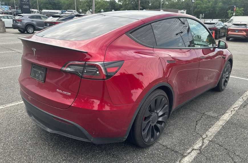 Used 2025 Tesla Model Y Performance AWD/4WD image 5