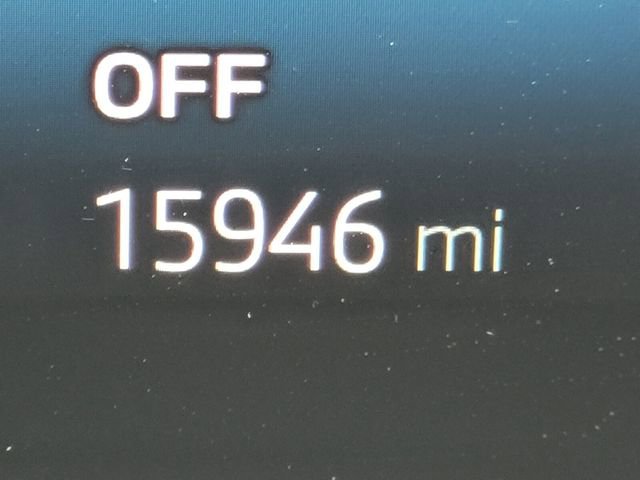 Used 2025 BMW 740i xDrive image 26