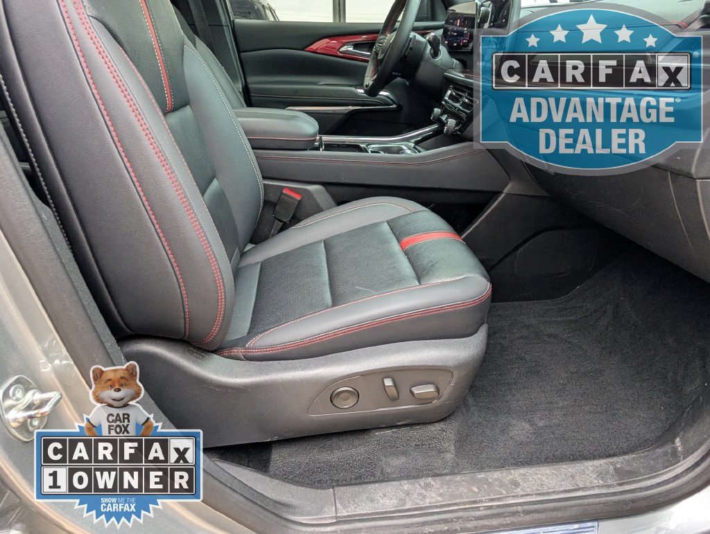 Used 2025 Chevrolet Traverse RS w/ LPO, Floor Liner Package FWD image 28