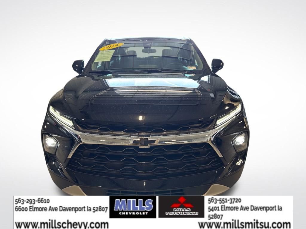 Used 2024 Chevrolet Blazer LT w/ Driver Confidence Package image 2