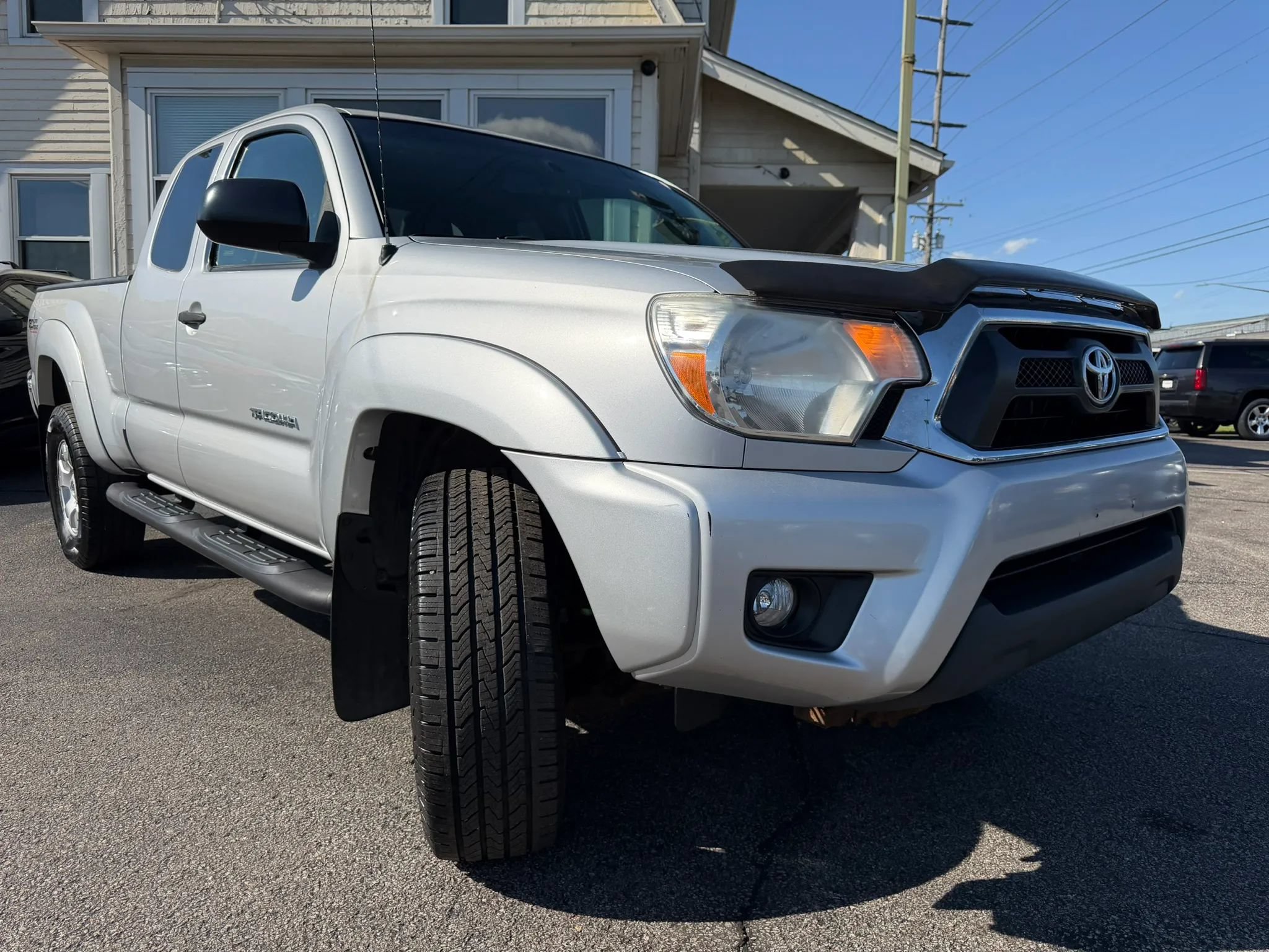 Used 2012 Toyota Tacoma 4x4 Access Cab V6 w/ TRD Off-Road Pkg image 13