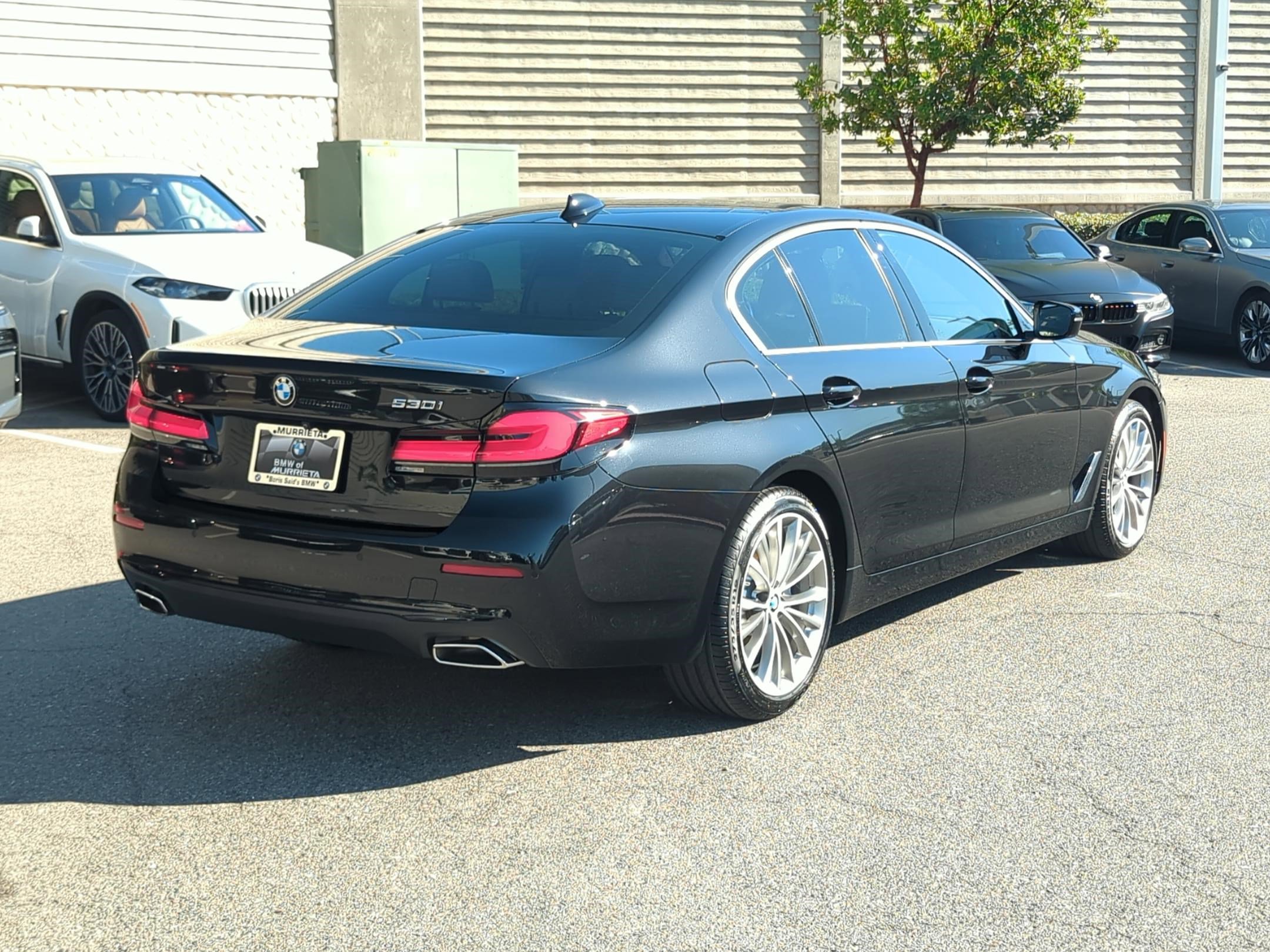 Used 2023 BMW 530i w/ Premium Package image 10