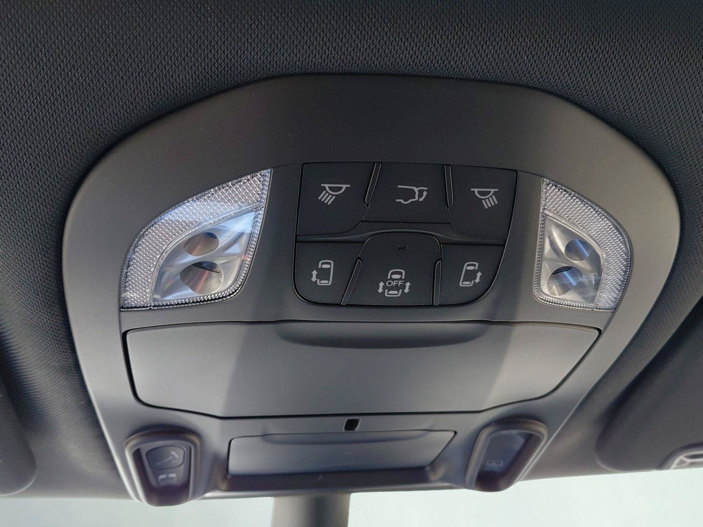 New 2026 Chrysler Pacifica Select AWD/4WD image 34