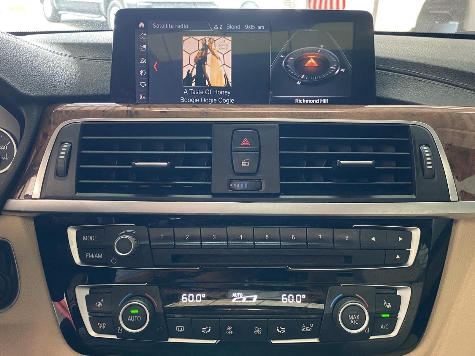 Used 2018 BMW 330i xDrive Sedan w/ Premium Package AWD/4WD image 25