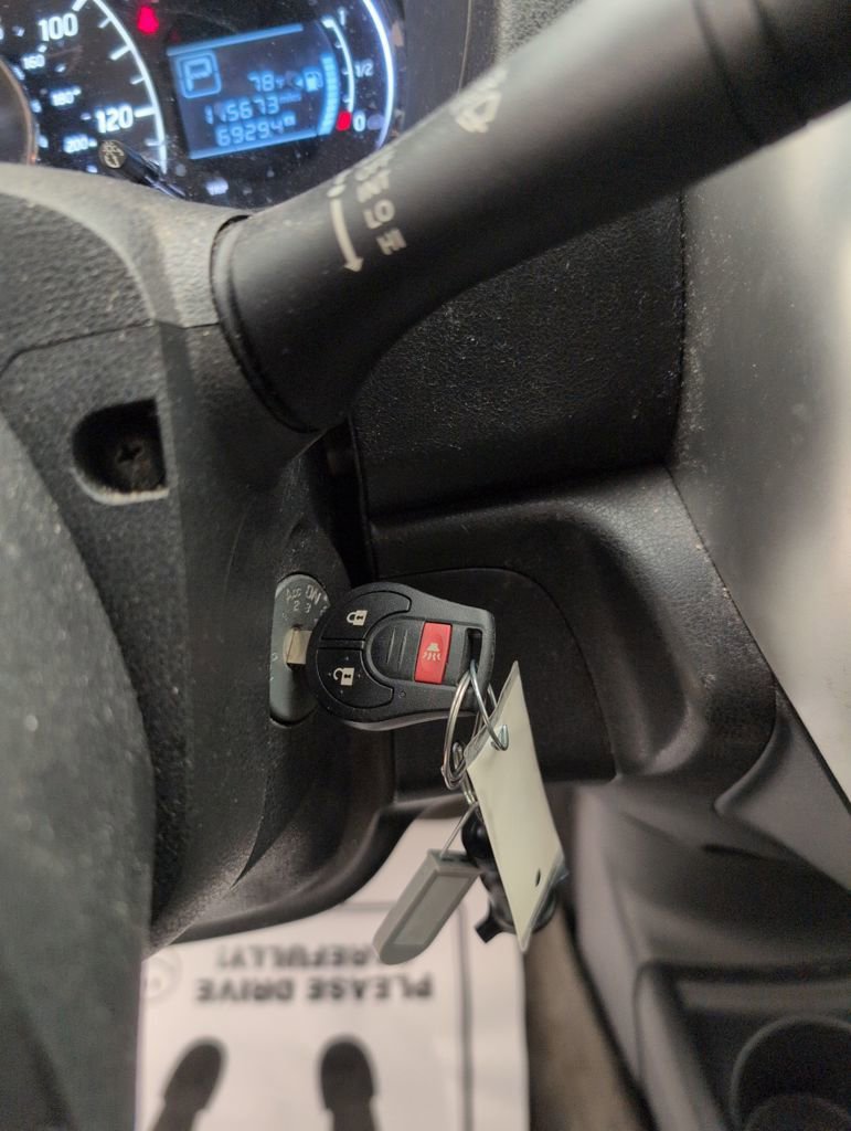 Used 2016 Nissan Versa Note SV FWD image 36