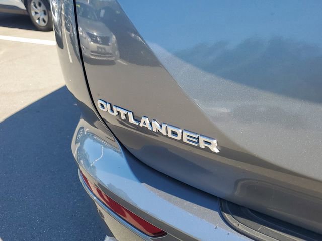 Used 2022 Mitsubishi Outlander SEL image 9