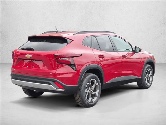 New 2026 Chevrolet Trax LT w/ LT Convenience Package FWD image 2