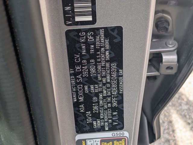 Used 2025 Kia K4 LXS image 37