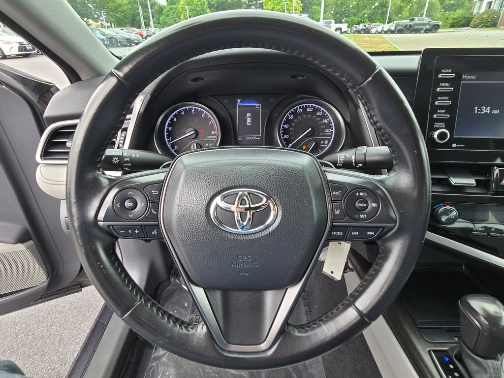 Used 2023 Toyota Camry SE FWD image 19